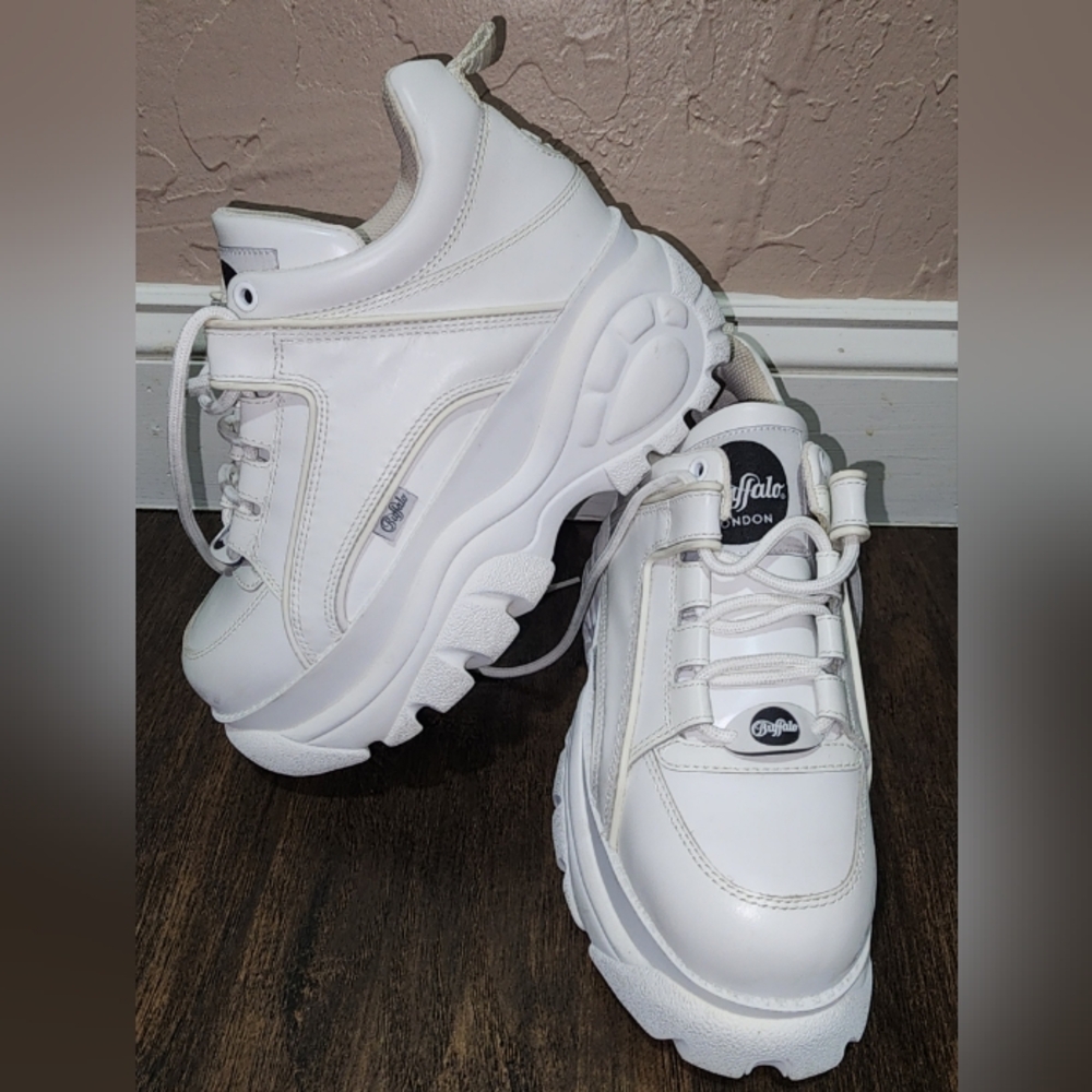 Buffalo London Platform Sneakers